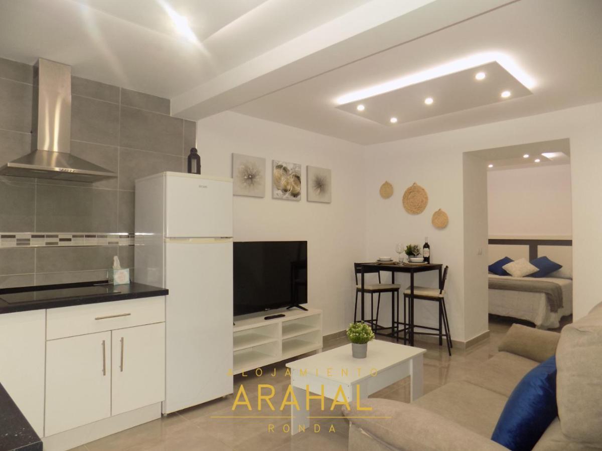 Alojamiento Arahal - Ronda Apartment Ngoại thất bức ảnh