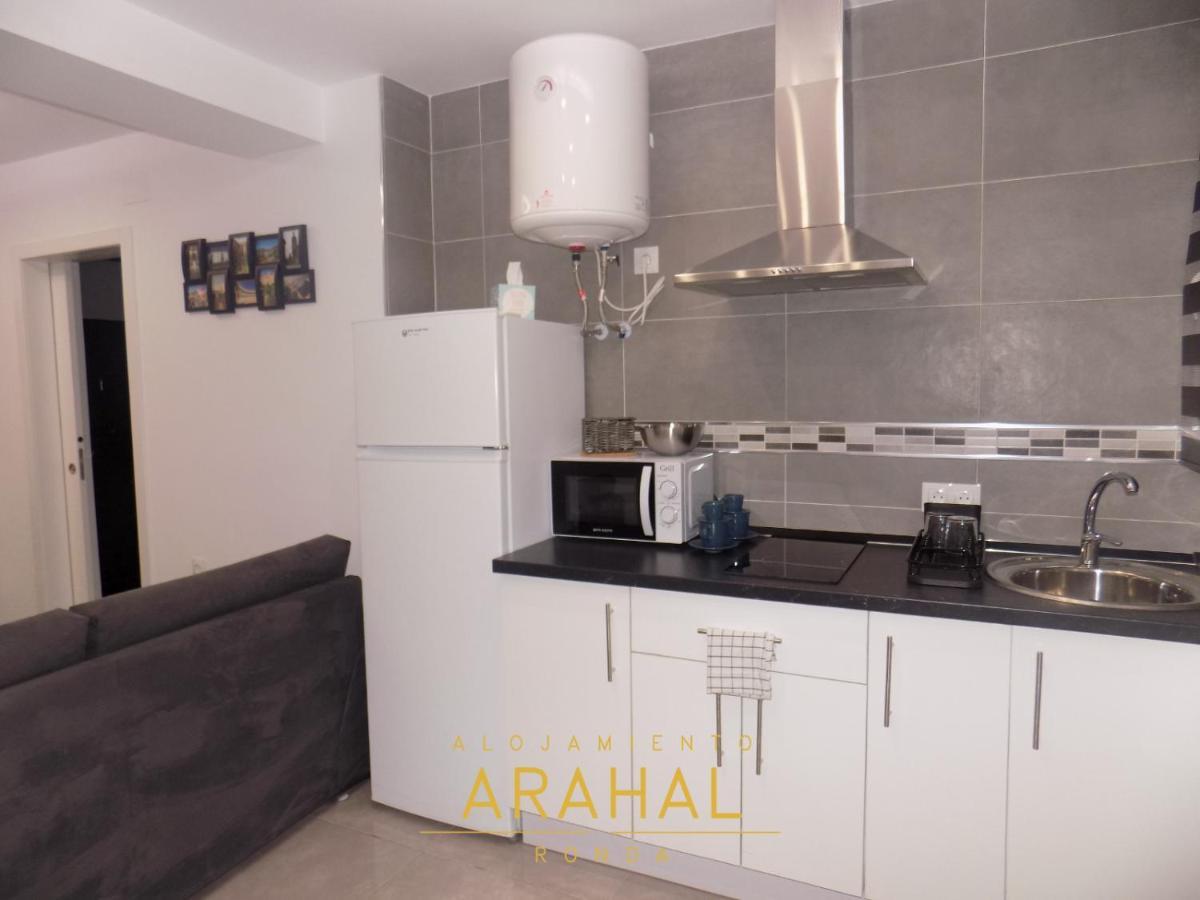 Alojamiento Arahal - Ronda Apartment Ngoại thất bức ảnh